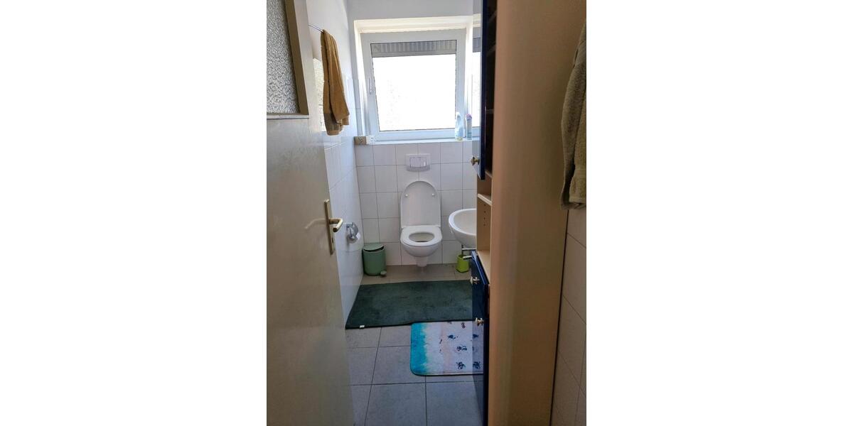Wohnen auf Zeit Detmold - 7 Zimmer, 11 m&sup2;, 390&euro; | Angebot:26692753