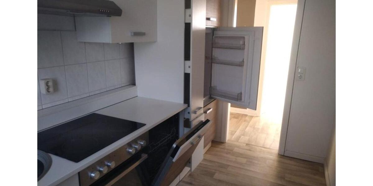 Ansprechende 4-Zimmer Wohnung mit Einbauküche und Balkon 4 zimmer