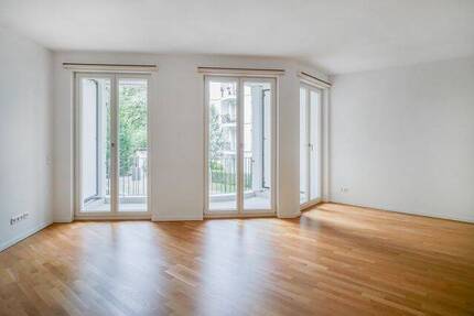 Ihr Rückzugsort auf Zeit: Stilvolle Wohnung mit Balkon & Loggia