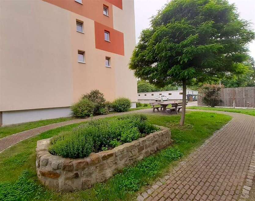 Wohnung zum Mieten in Gera 383,10 € 68.41 m²