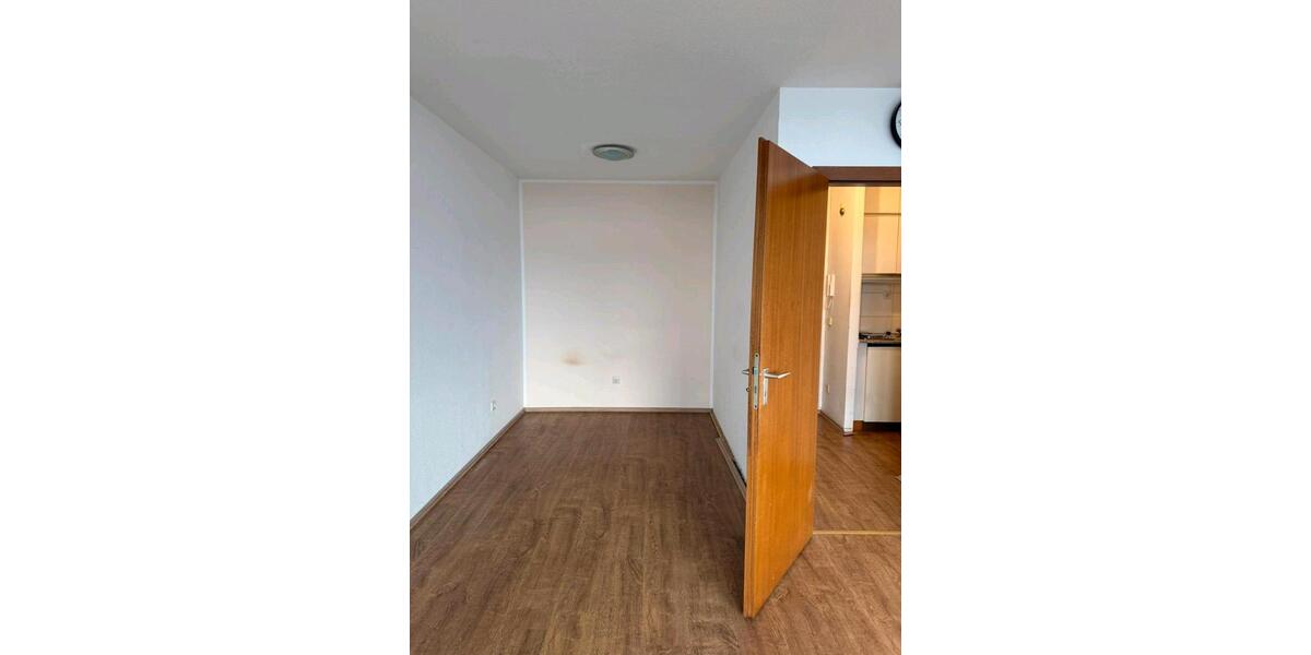 Etagenwohnung Bergisch Gladbach Alt-Frankenforst - 1 Zimmer, 40 m&sup2;, 660&euro; | Angebot:24610841