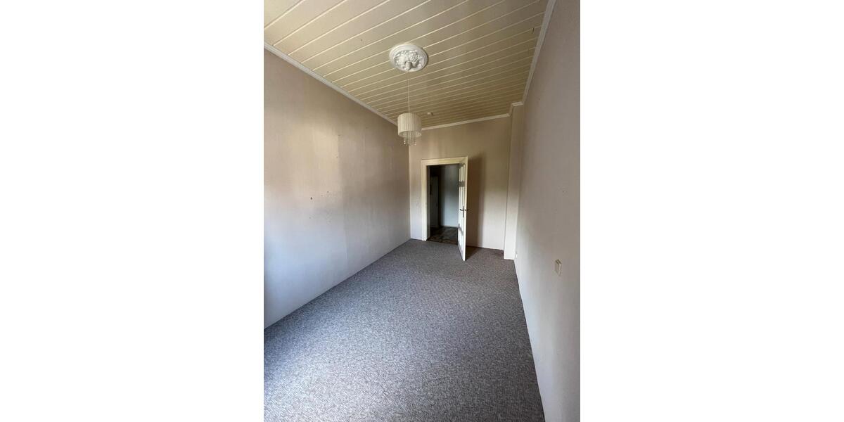 Etagenwohnung Hötensleben - 4 Zimmer, 100 m&sup2;, 300&euro; | Angebot:26295213