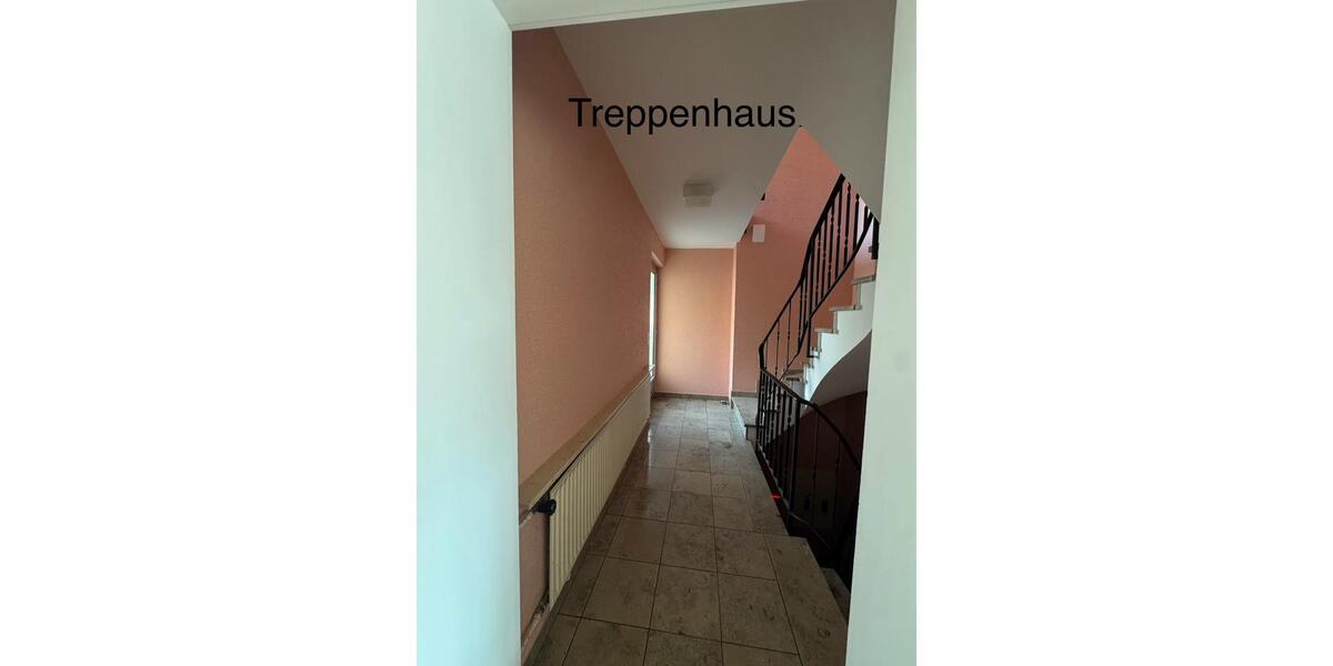Erdgeschoßwohnung Kirchen (Sieg) - 4 Zimmer, 80 m&sup2;, 800&euro; | Angebot:26074131
