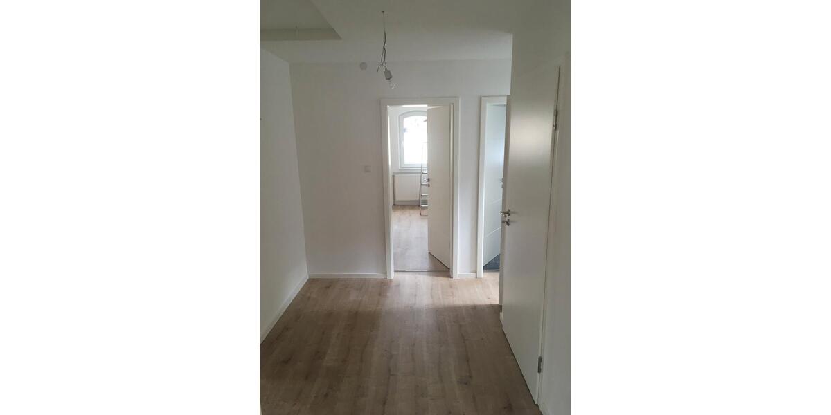 Dachgeschoßwohnung Bad Berneck im Fichtelgebirge - 2 Zimmer, 74 m&sup2;, 580&euro; | Angebot:26023288