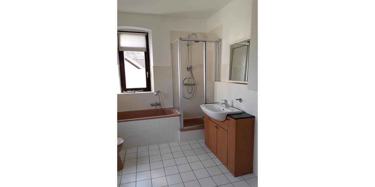 Etagenwohnung Aletshausen - 4 Zimmer, 106 m&sup2;, 830&euro; | Angebot:25959673