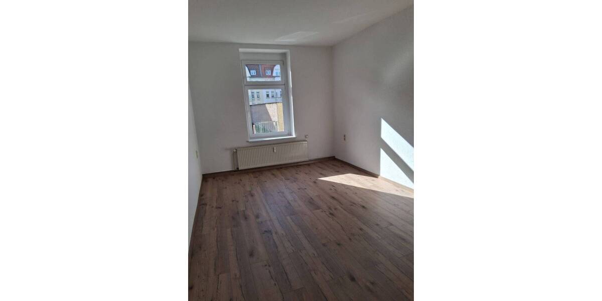 Etagenwohnung Magdeburg Stadtfeld Ost - 3 Zimmer, 104 m&sup2;, 940&euro; | Angebot:25703994