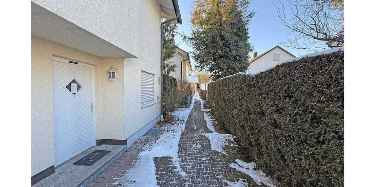 Doppelhaushälfte Neuried - 6 Zimmer, 135 m&sup2;, 2.820&euro; | Angebot:24656010