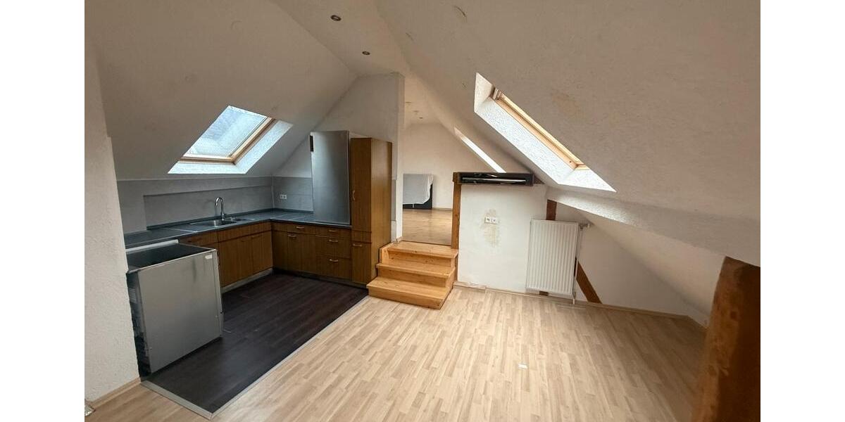 Dachgeschoßwohnung Illingen - 2 Zimmer, 68 m&sup2;, 550&euro; | Angebot:26565137