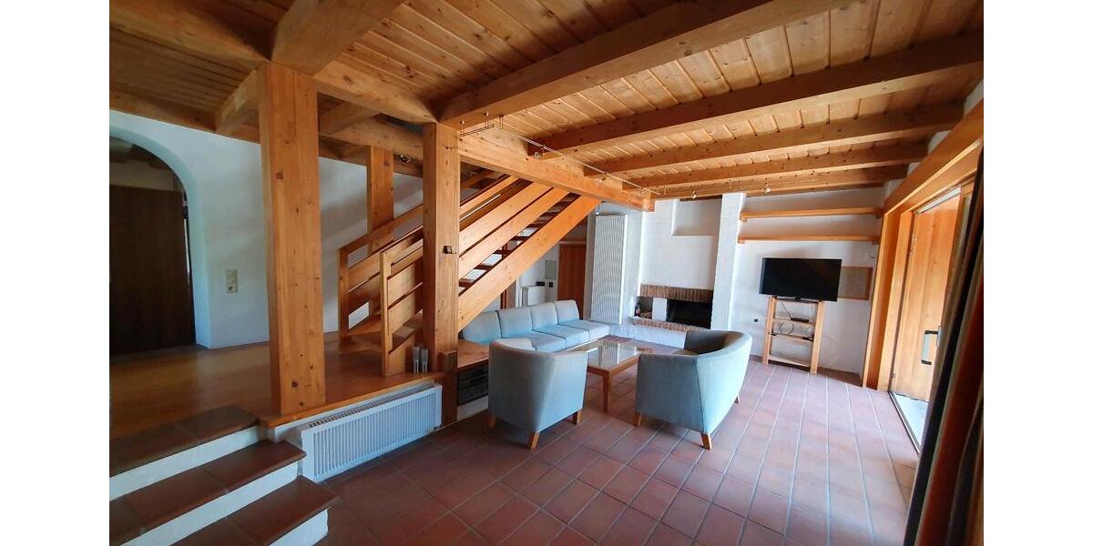 Erdgeschoßwohnung Bayerisch Gmain - 3 Zimmer, 100 m&sup2;, 1.300&euro; | Angebot:26424226