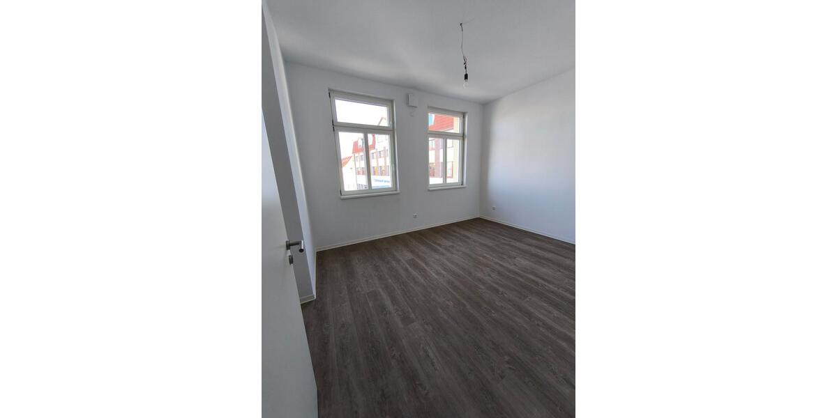 Dachgeschoßwohnung Burg - 2 Zimmer, 90 m&sup2;, 804&euro; | Angebot:20971032