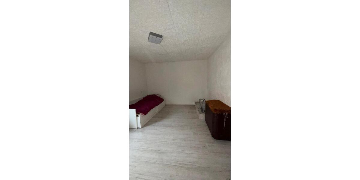 Einfamilienhaus Artern - 4 Zimmer, 100 m&sup2;, 1.180&euro; | Angebot:26480097