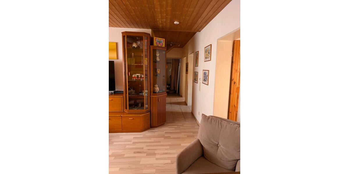 Wohnen auf Zeit Renningen - 2 Zimmer, 45 m&sup2;, 1.480&euro; | Angebot:24854511