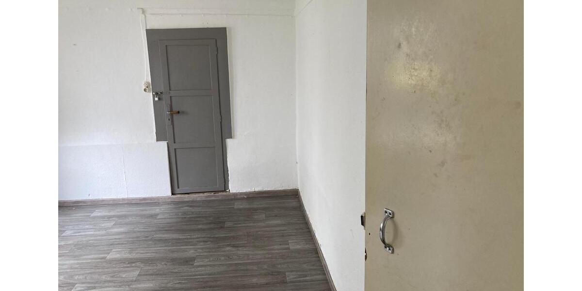 Erdgeschoßwohnung Seesen - 2 Zimmer, 40 m&sup2;, 300&euro; | Angebot:26462411