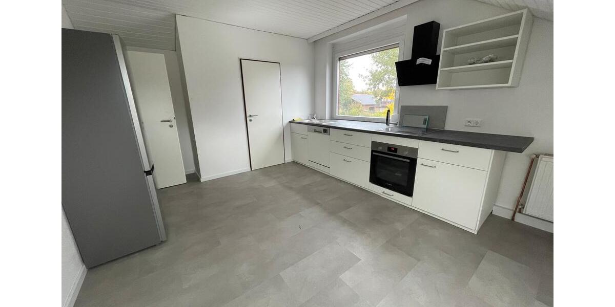 Dachgeschoßwohnung Edewecht - 2 Zimmer, 69 m&sup2;, 650&euro; | Angebot:26610261