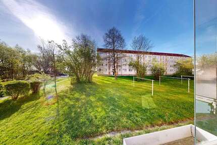 Wohnung zum Mieten in Reichenbach 310 € 50 m²