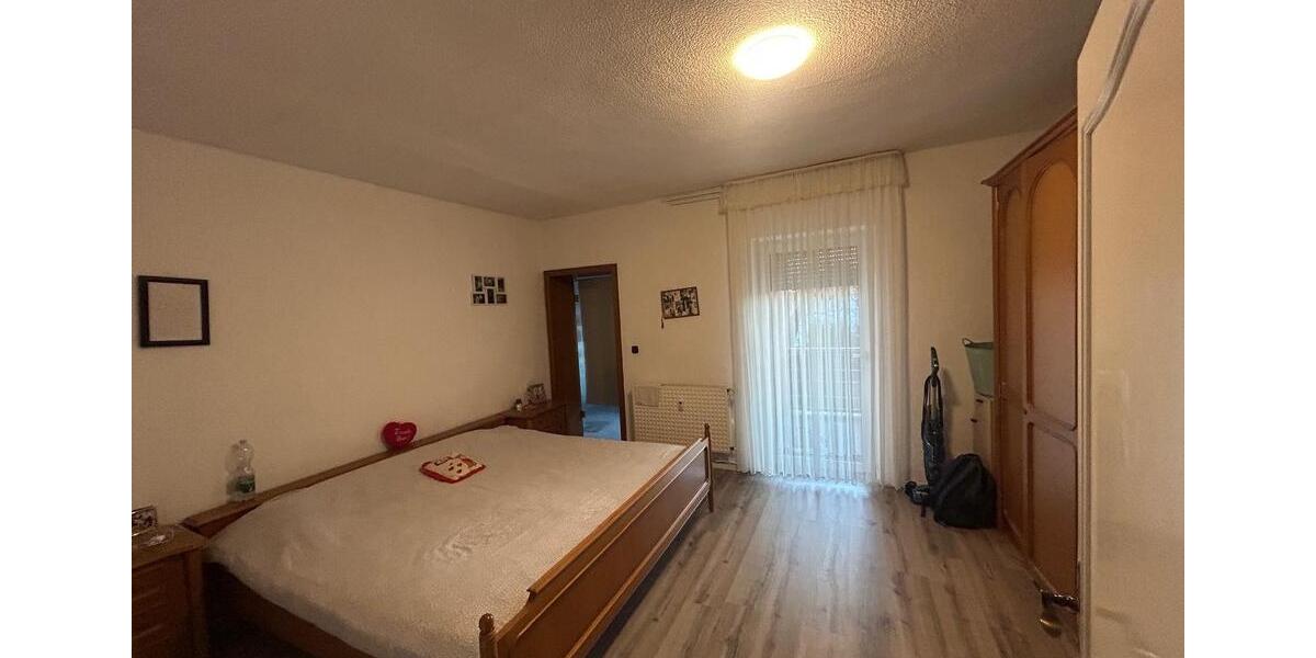Etagenwohnung Fulda Aschenberg - 4 Zimmer, 110 m&sup2;, 740&euro; | Angebot:25367143