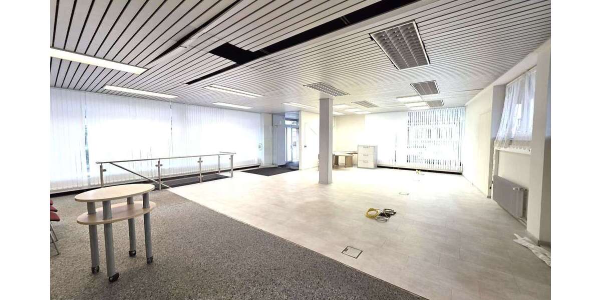 Gewerbeobjekt Kornwestheim - 2.200&euro; | Angebot:26171447