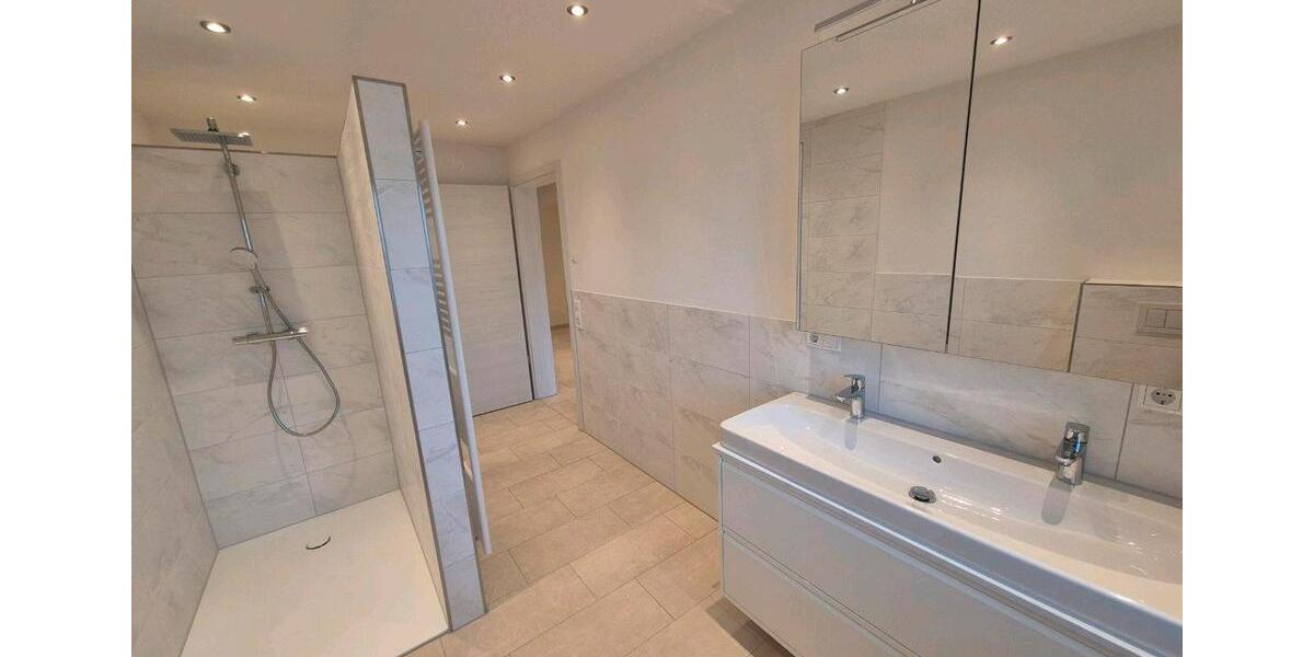 Erdgeschoßwohnung Elzach - 3 Zimmer, 85 m&sup2;, 1.000&euro; | Angebot:24805978