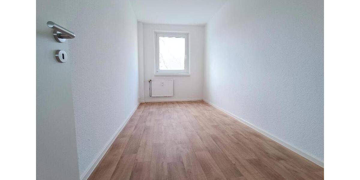 Etagenwohnung Bernburg (Saale) - 4 Zimmer, 70 m&sup2;, 533&euro; | Angebot:26162217