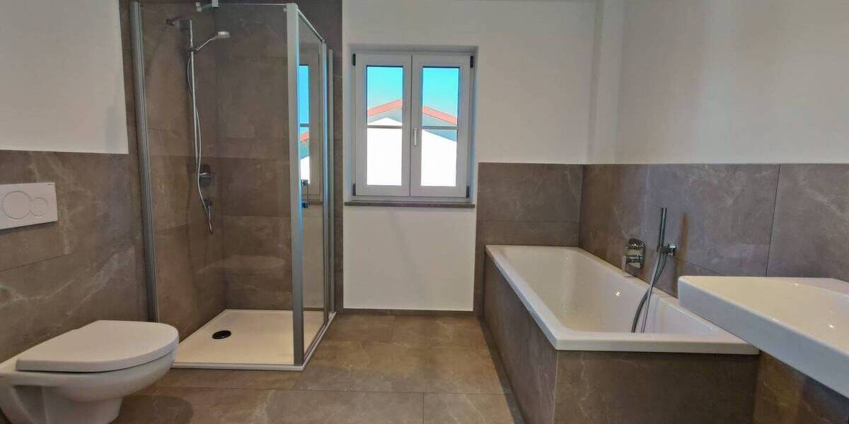 Etagenwohnung Riedering Farnach - 3 Zimmer, 88 m&sup2;, 1.240&euro; | Angebot:26763508