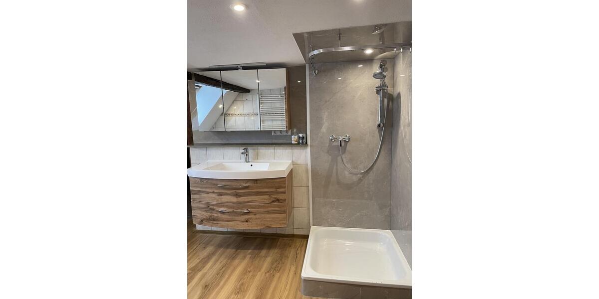 Maisonettenwohnung Schwäbisch Gmünd - 6 Zimmer, 125 m&sup2;, 1.250&euro; | Angebot:26611834