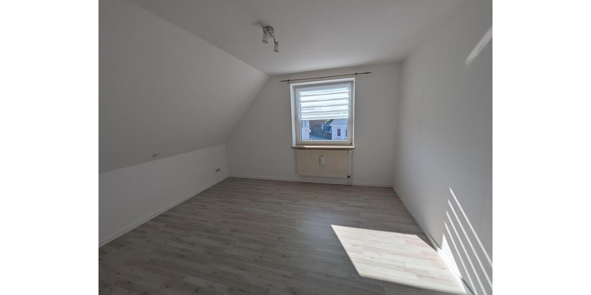 Dachgeschoßwohnung Visselhövede - 3 Zimmer, 70 m&sup2;, 680&euro; | Angebot:26668720