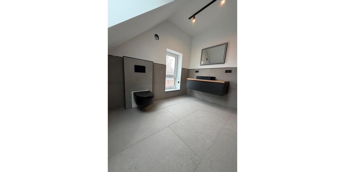 Dachgeschoßwohnung Verden (Aller) - 3 Zimmer, 100 m&sup2;, 1.450&euro; | Angebot:25932926