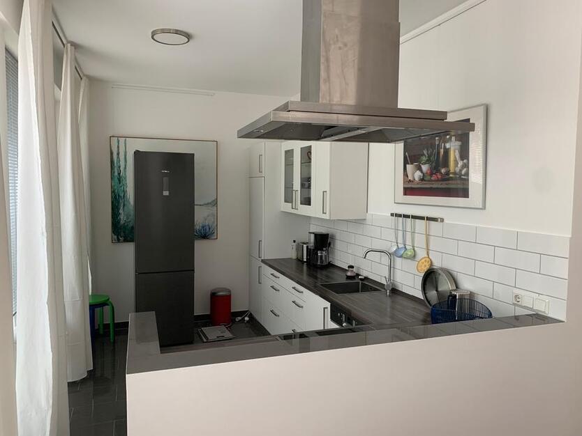 Großzügige 2 Zimmerwohnung, ca.100 qm, Hannover Mitte zimmer