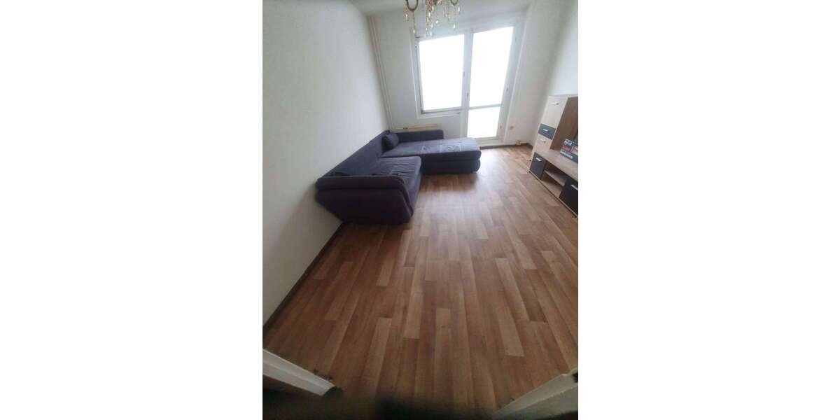 Gemütliche 1-Zimmer-Wohnung im HP mit Balkon und Dusche - Erdgeschoßwohnung Schmölln | Angebot:25897911