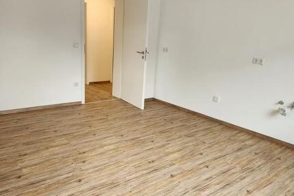 Wohnung Seubersdorf in der Oberpfalz - 4 Zimmer, 100 m&sup2;, 970&euro; | Angebot:25046918