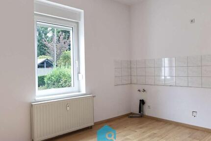 Freundliche 2-Raumwohnung mit Pkw-Stellplatz und eigenen Gartenanteil zimmer