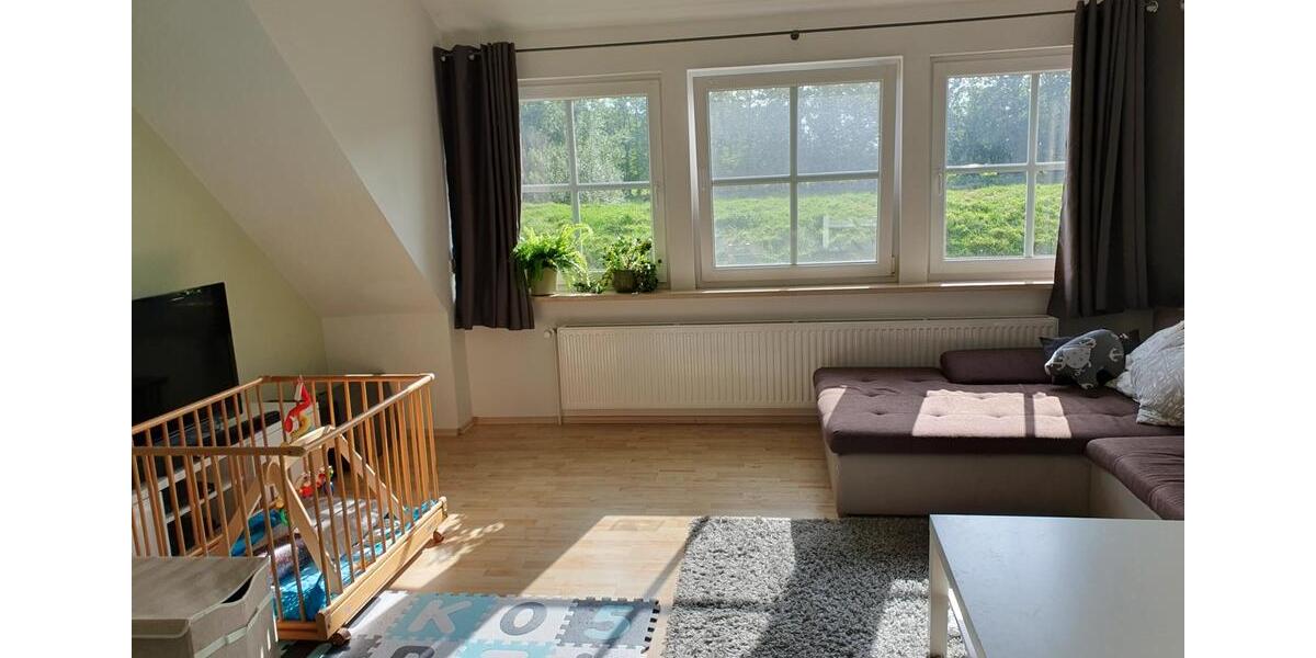 Dachgeschoßwohnung Haseldorf - 4 Zimmer, 115 m&sup2;, 1.035&euro; | Angebot:26579977