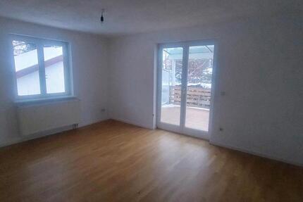 4-Zimmerwohnung mit Garten und Garage 4 zimmer