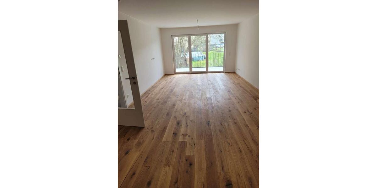 Etagenwohnung Simbach am Inn - 3 Zimmer, 89 m&sup2;, 1.000&euro; | Angebot:24705401