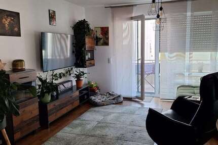 Wohnung zum Mieten in Regensburg 1.045 € 76.42 m²