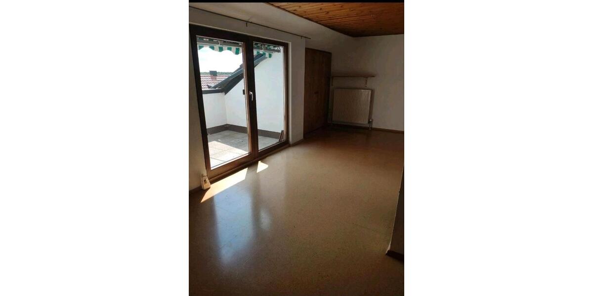 Etagenwohnung Freudenberg - 5 Zimmer, 120 m&sup2;, 820&euro; | Angebot:25922025