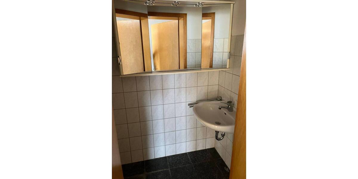 Etagenwohnung Karlsruhe Daxlanden - 2 Zimmer, 90 m&sup2;, 950&euro; | Angebot:26064554