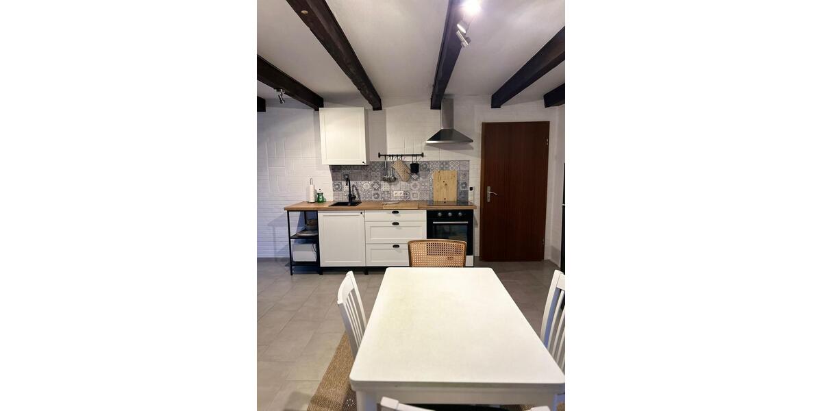 Wohnen auf Zeit Heidenau - 4 Zimmer, 60 m&sup2;, 30&euro; | Angebot:24528058