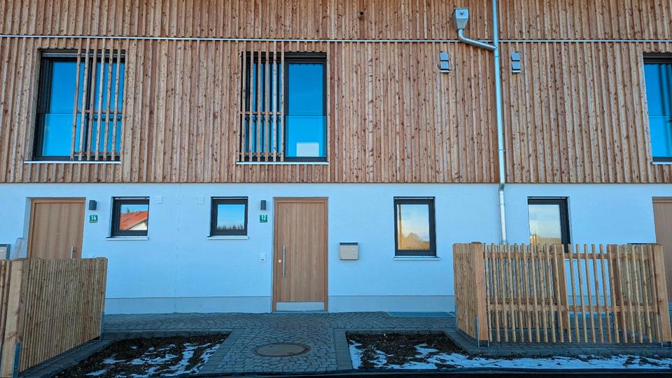 Reihenhaus Amerang - 4 Zimmer, 134 m&sup2;, 2.145&euro; | Angebot:24589745