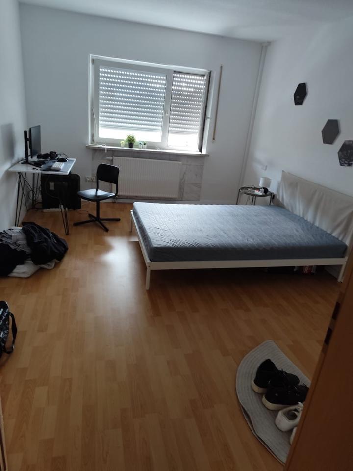 Wg Zimmer zu vermieten