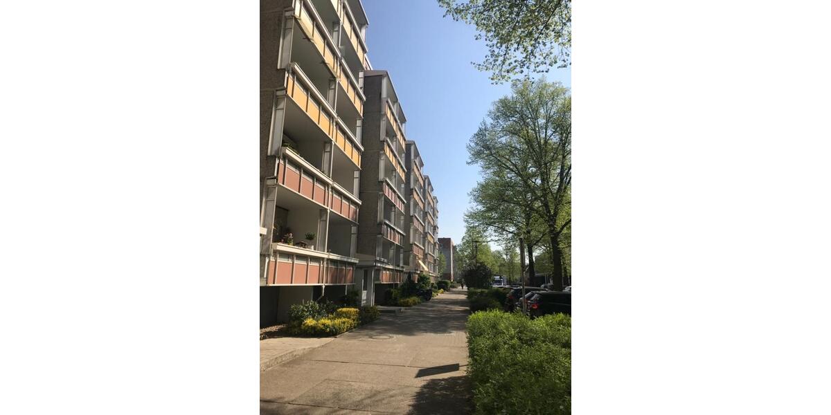 Etagenwohnung Neubrandenburg - 3 Zimmer, 62 m&sup2;, 363&euro; | Angebot:22082986