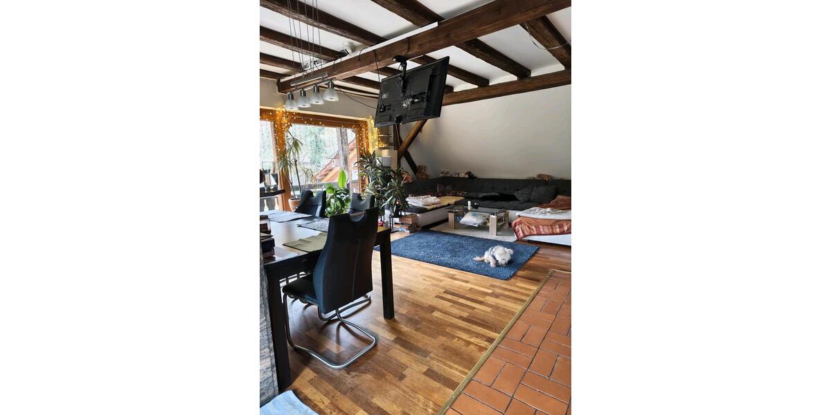 Dachgeschoßwohnung Weinheim - 5 Zimmer, 140 m&sup2;, 1.400&euro; | Angebot:24741696