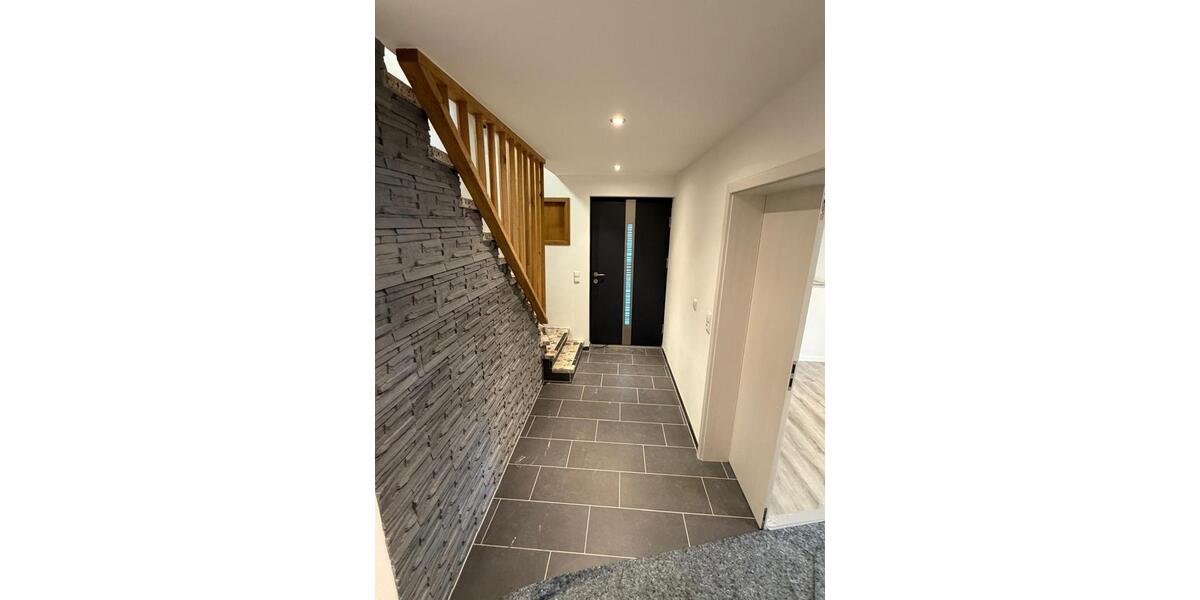 Einfamilienhaus Strullendorf - 6 Zimmer, 174 m&sup2;, 2.100&euro; | Angebot:26343556