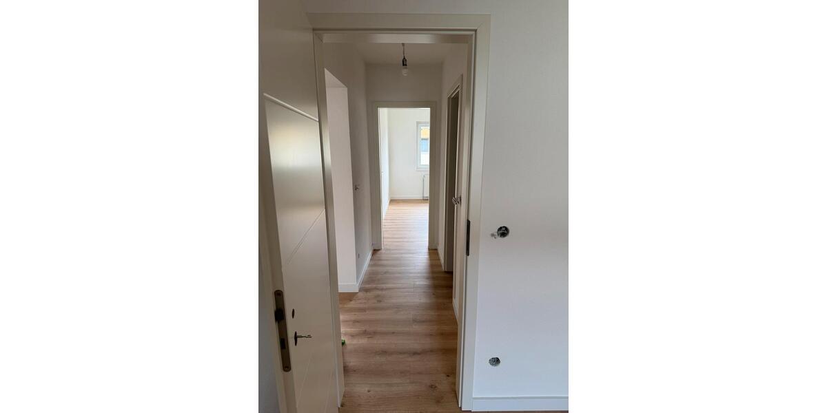 Etagenwohnung Osthofen - 3 Zimmer, 75 m&sup2;, 1.000&euro; | Angebot:26670989