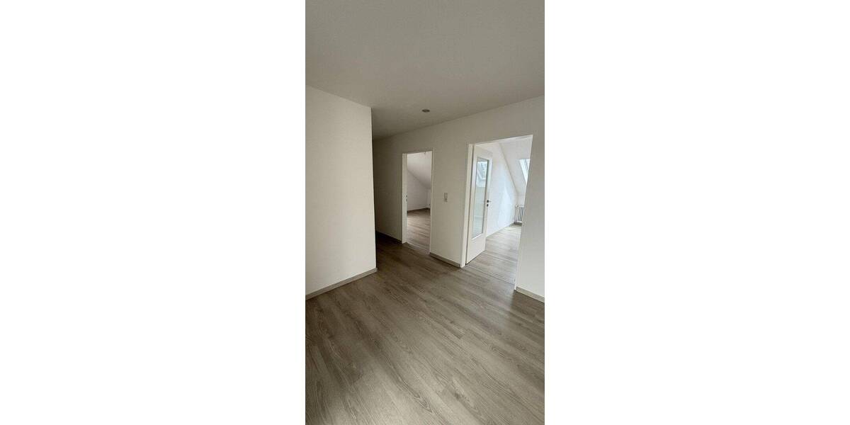 Etagenwohnung Gablingen - 2 Zimmer, 76 m&sup2;, 798&euro; | Angebot:26820013