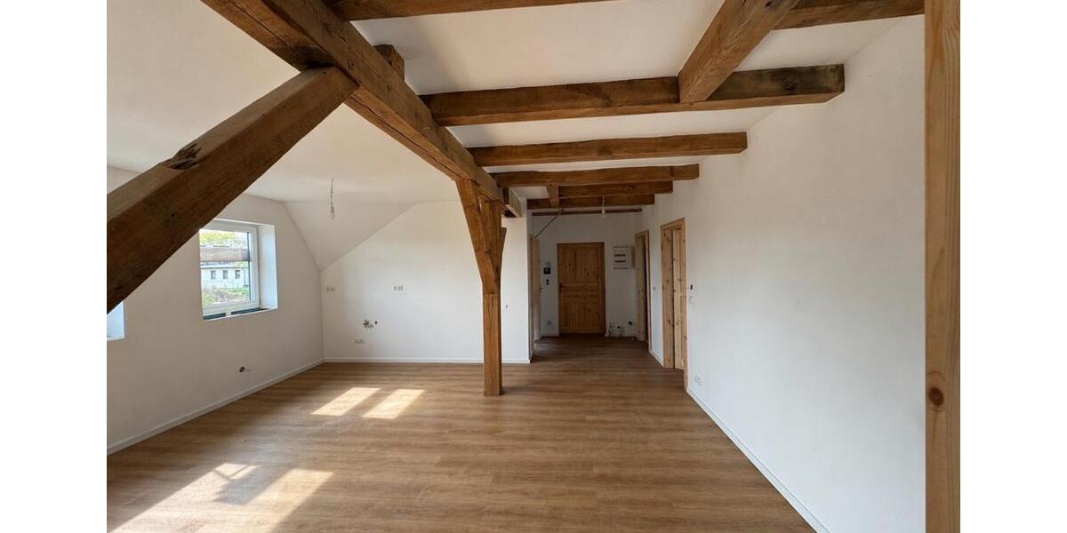 Dachgeschoßwohnung Rüdersdorf bei Berlin - 3 Zimmer, 70 m&sup2;, 1.100&euro; | Angebot:26618246