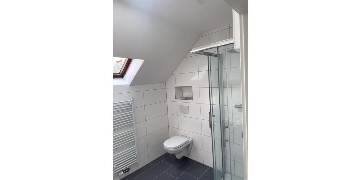 Dachgeschoßwohnung Illingen - 3 Zimmer, 65 m&sup2;, 650&euro; | Angebot:25874200