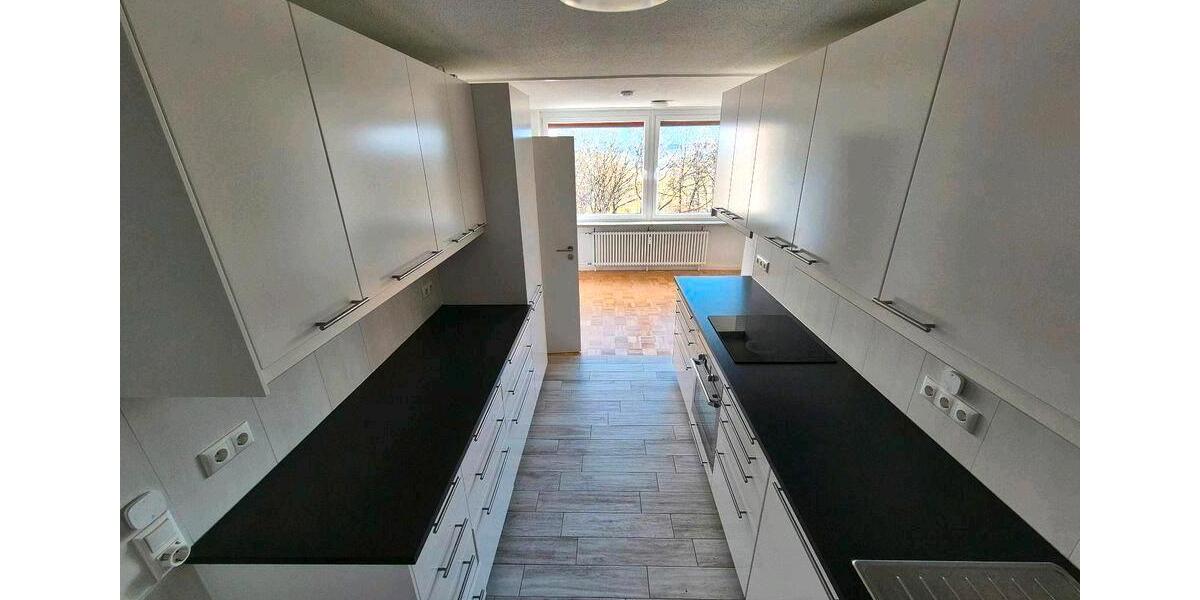 Etagenwohnung Stuttgart Birkach - 5 Zimmer, 137 m&sup2;, 1.900&euro; | Angebot:25965644