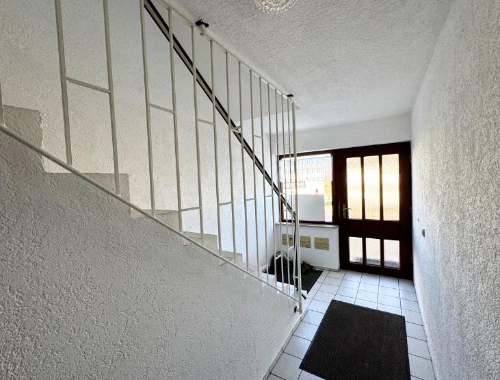 Etagenwohnung Spangenberg - 3 Zimmer, 84 m&sup2;, 600&euro; | Angebot:25950883