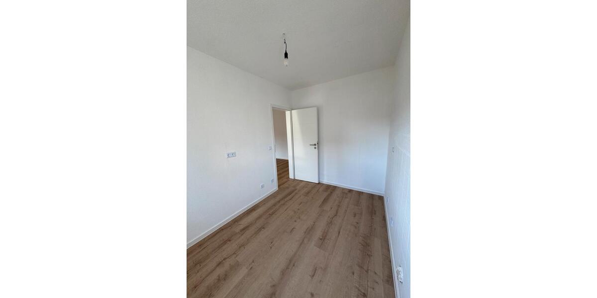 Erdgeschoßwohnung Mainhausen - 3 Zimmer, 90 m&sup2;, 1.465&euro; | Angebot:25383552